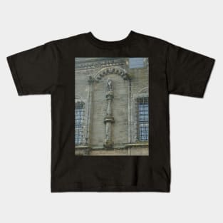 Royal Palace Statue 1, Stirling Castle Kids T-Shirt